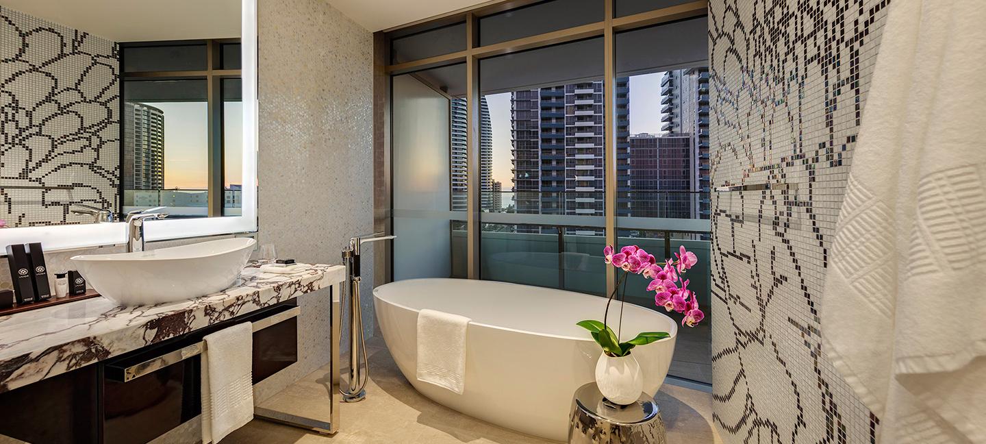 Penthouse Deluxe Exercise Suite | The Star